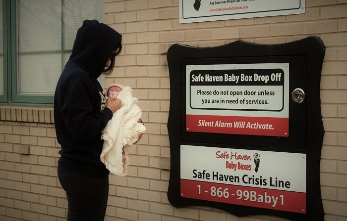 safe haven box saves newborn baby 01