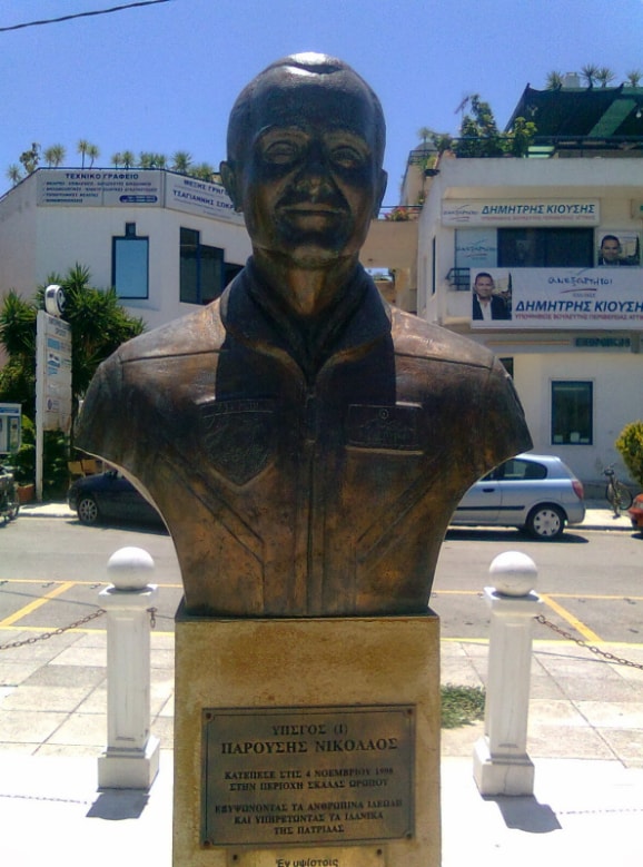 nikolaos paroyshs 04