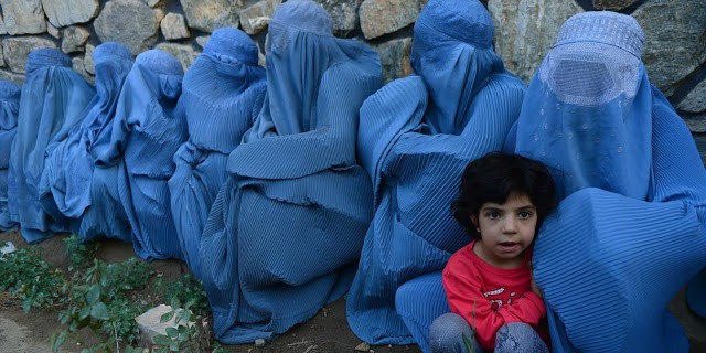 islam afganistan women 01