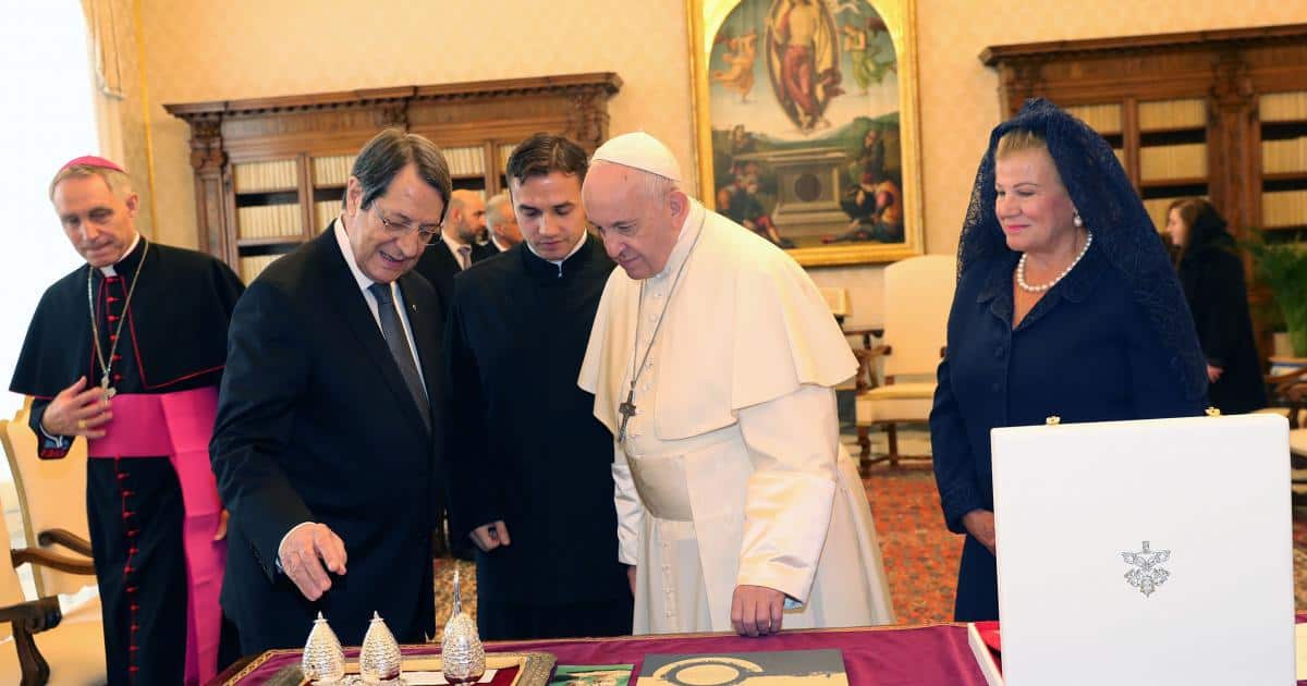 mitsotakis pope 01